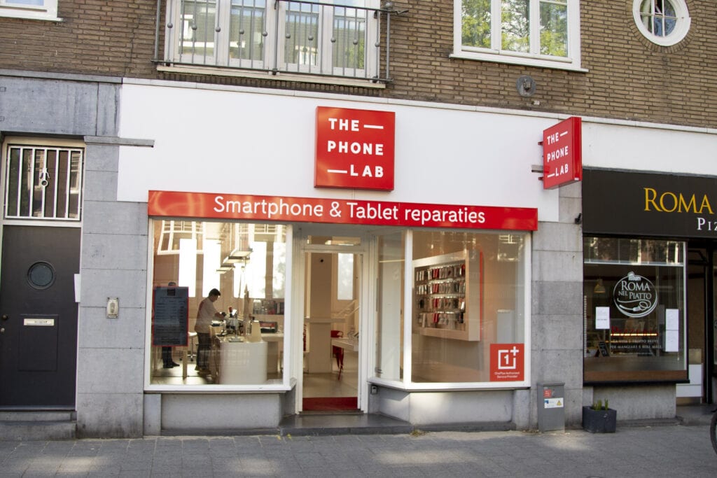 Smartphone repair Amsterdam